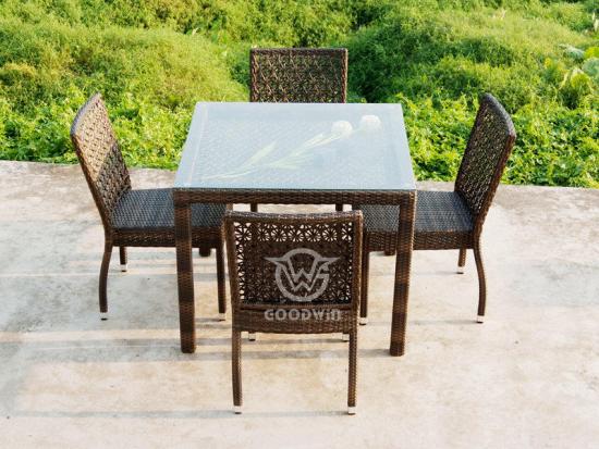 Dining Table Set For Hotels