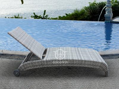 Rattan Chaise Lounge For Poolside